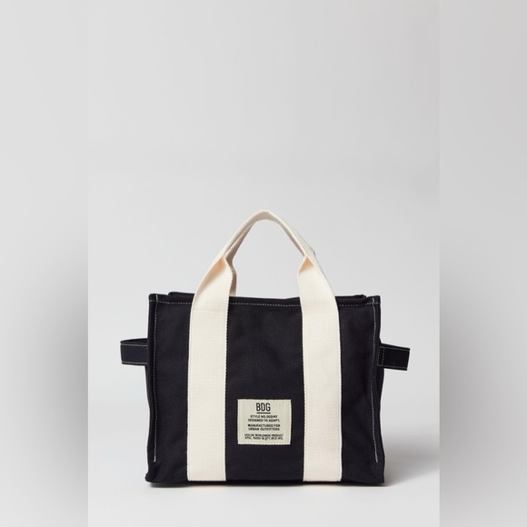 Urban Outfitters - BDG Serena Canvas Tote Bag - One Size - Black & White - Picture 2 of 11